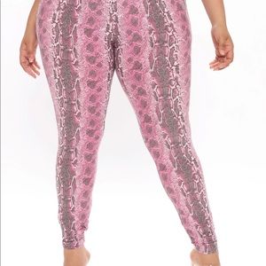 Python pink print legging